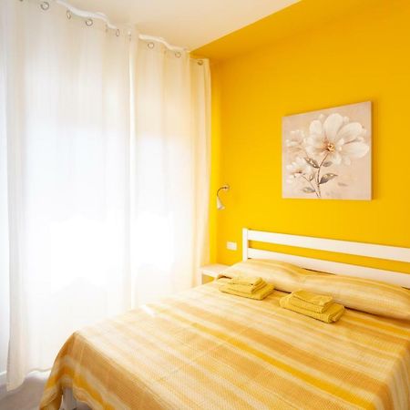 Castelvi Rooms Каляри Екстериор снимка