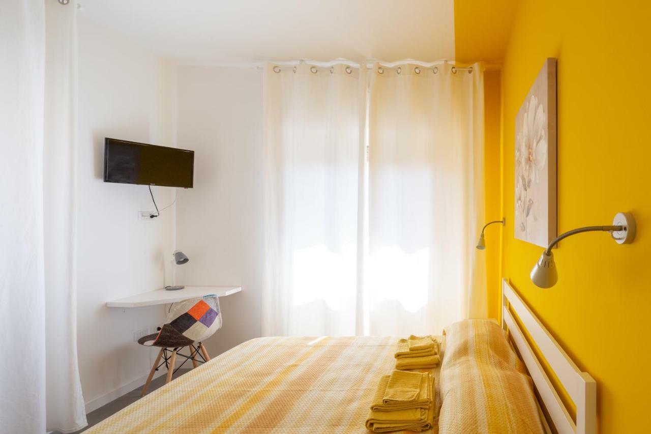 Castelvi Rooms Каляри Екстериор снимка